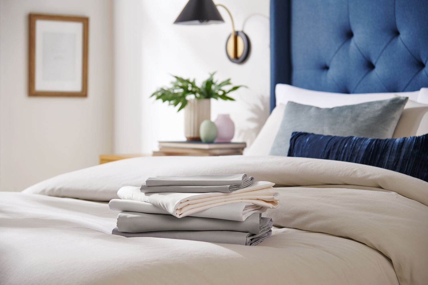 Keep a bedroom cleaning checklist manageable: Make sheet washing a regular habit