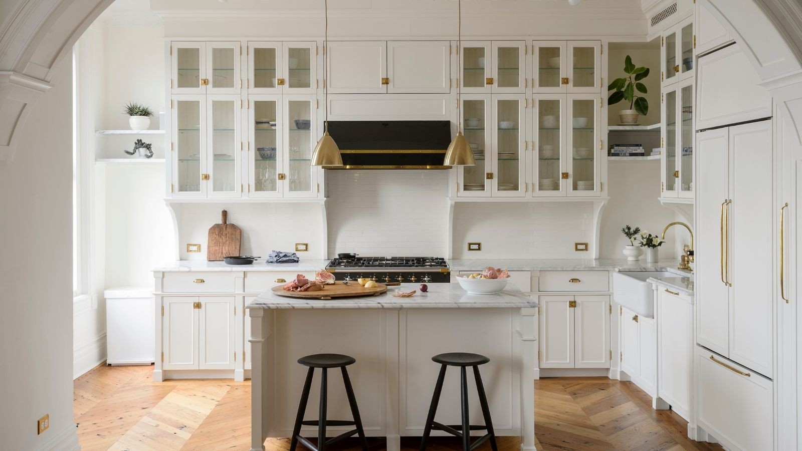 Use a Clear Sequence for Everyday Sitting-Room Cleaning