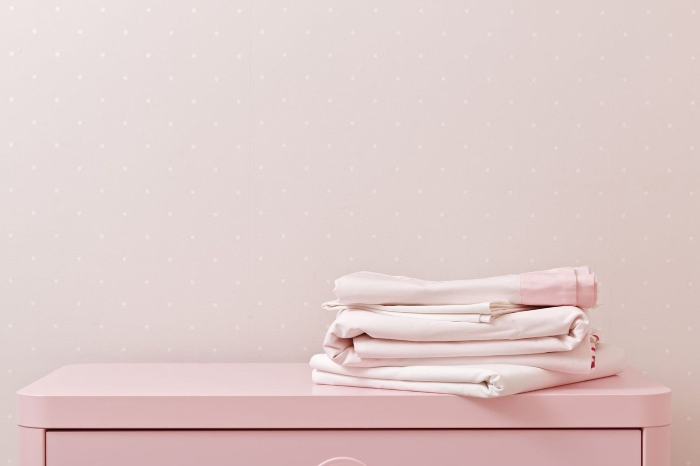 Give Pillowcases Their Own Washing Reminder